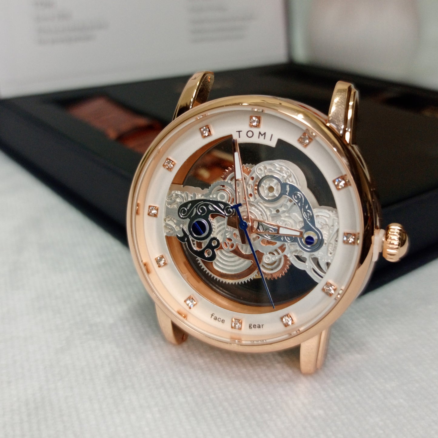 Classic Gold - Premium Edition - Tomi