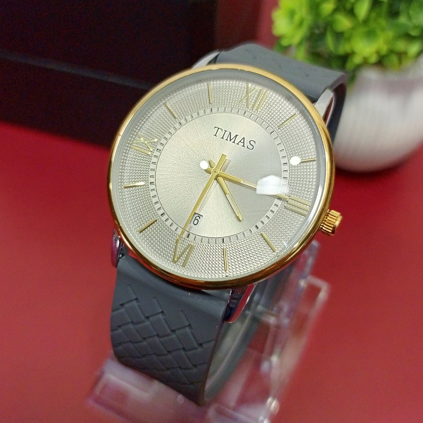 Classic Business Class Watch With Date - Timas