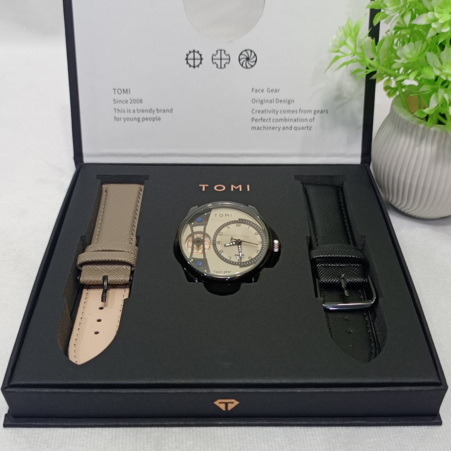 Classic Black Premium Edition With Date - Tomi