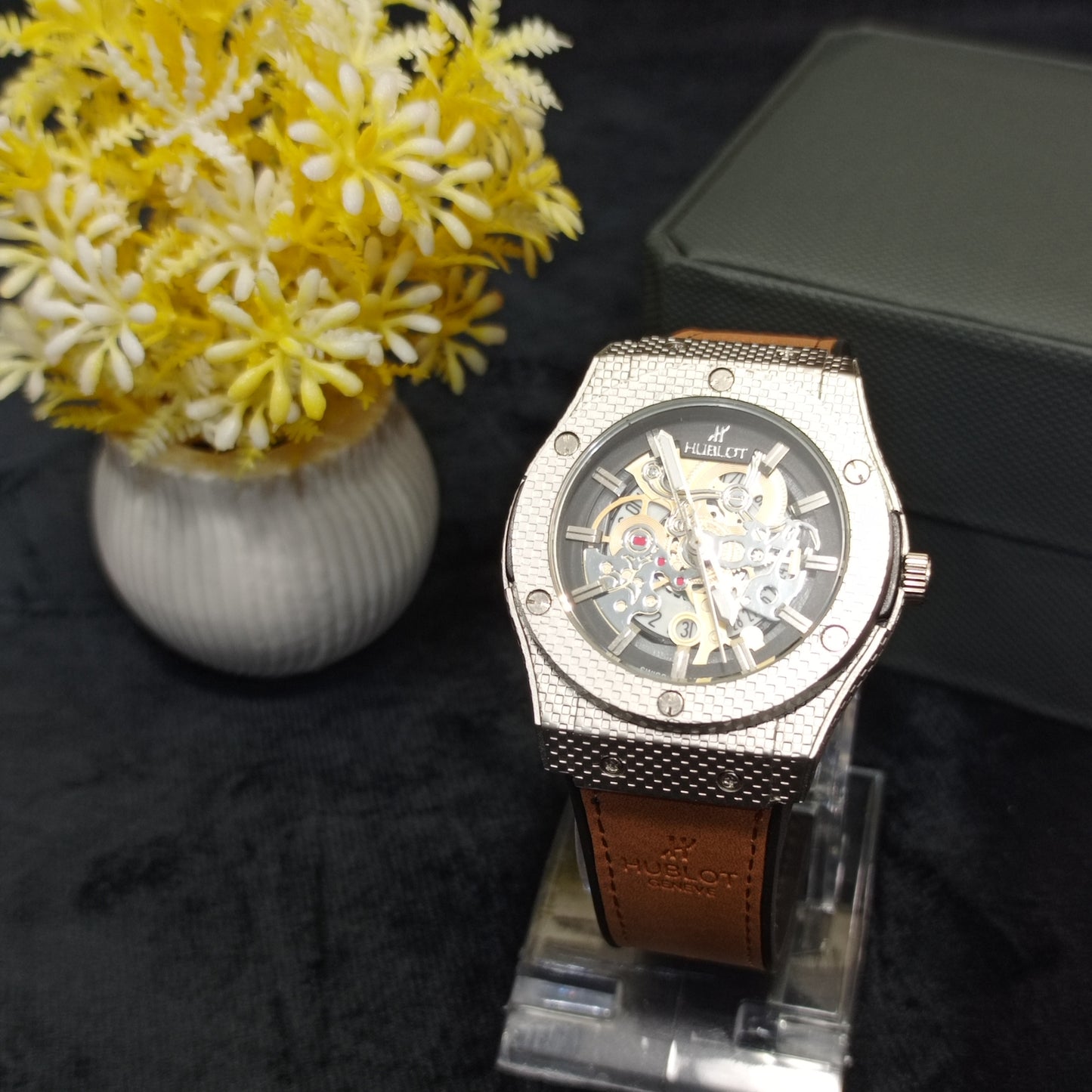 Hublot - Executive Series With Date - Premium Timepiece