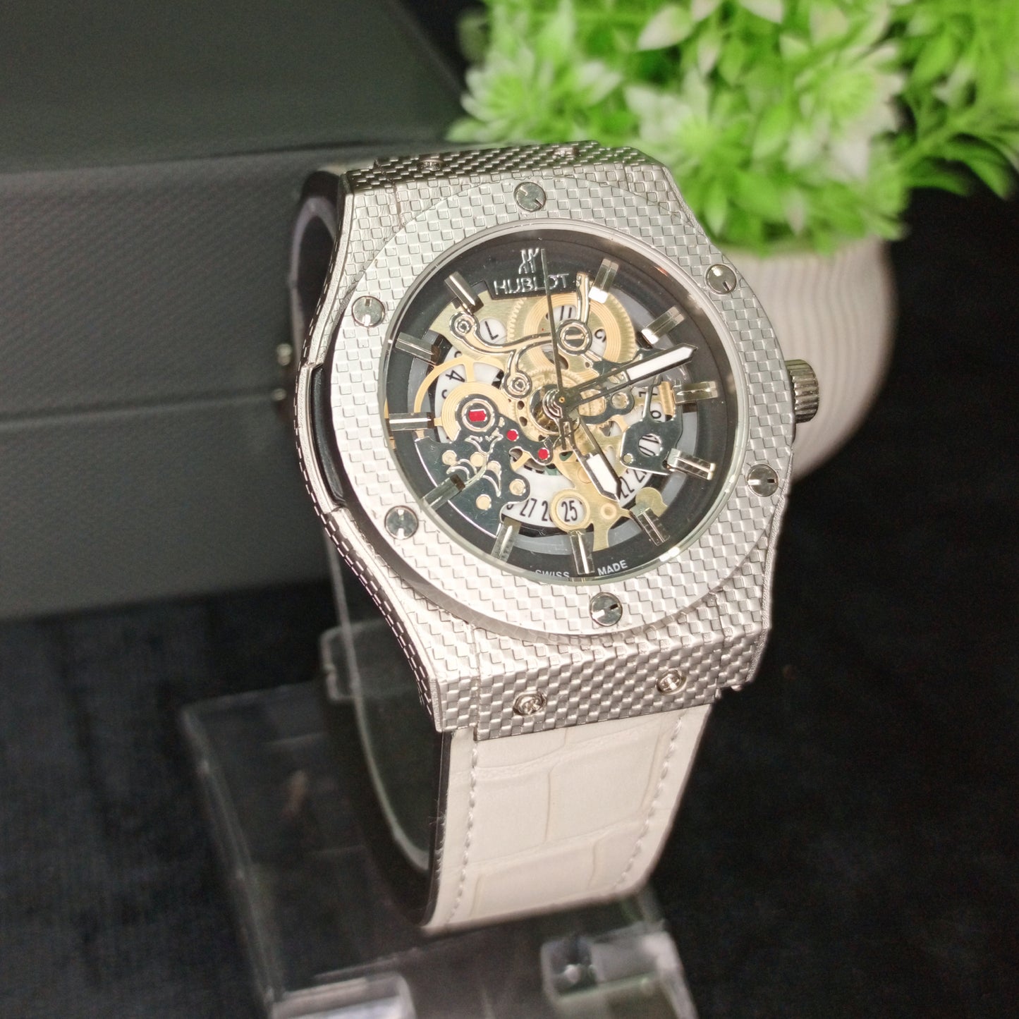 Premium Timepiece - Executive Series With Date - Hublot