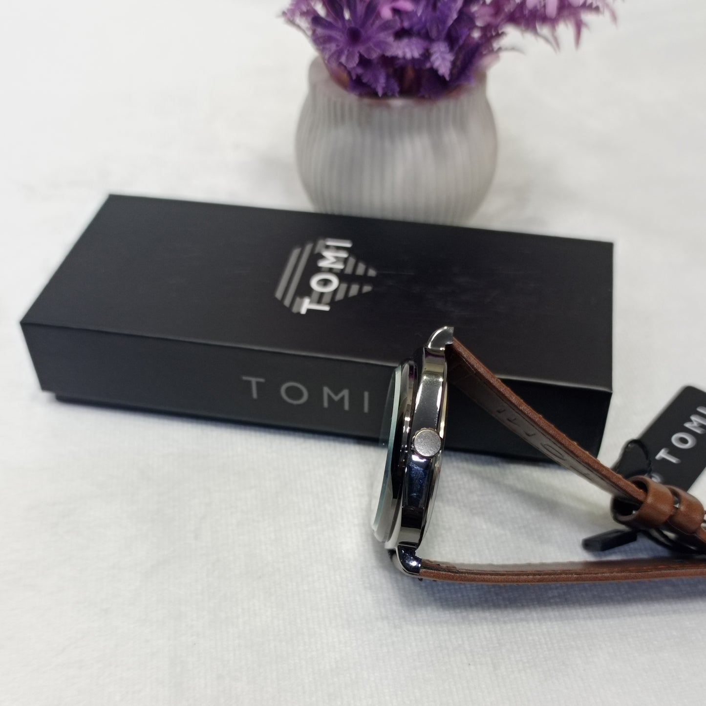 Black Date Just Executive Series - Tomi