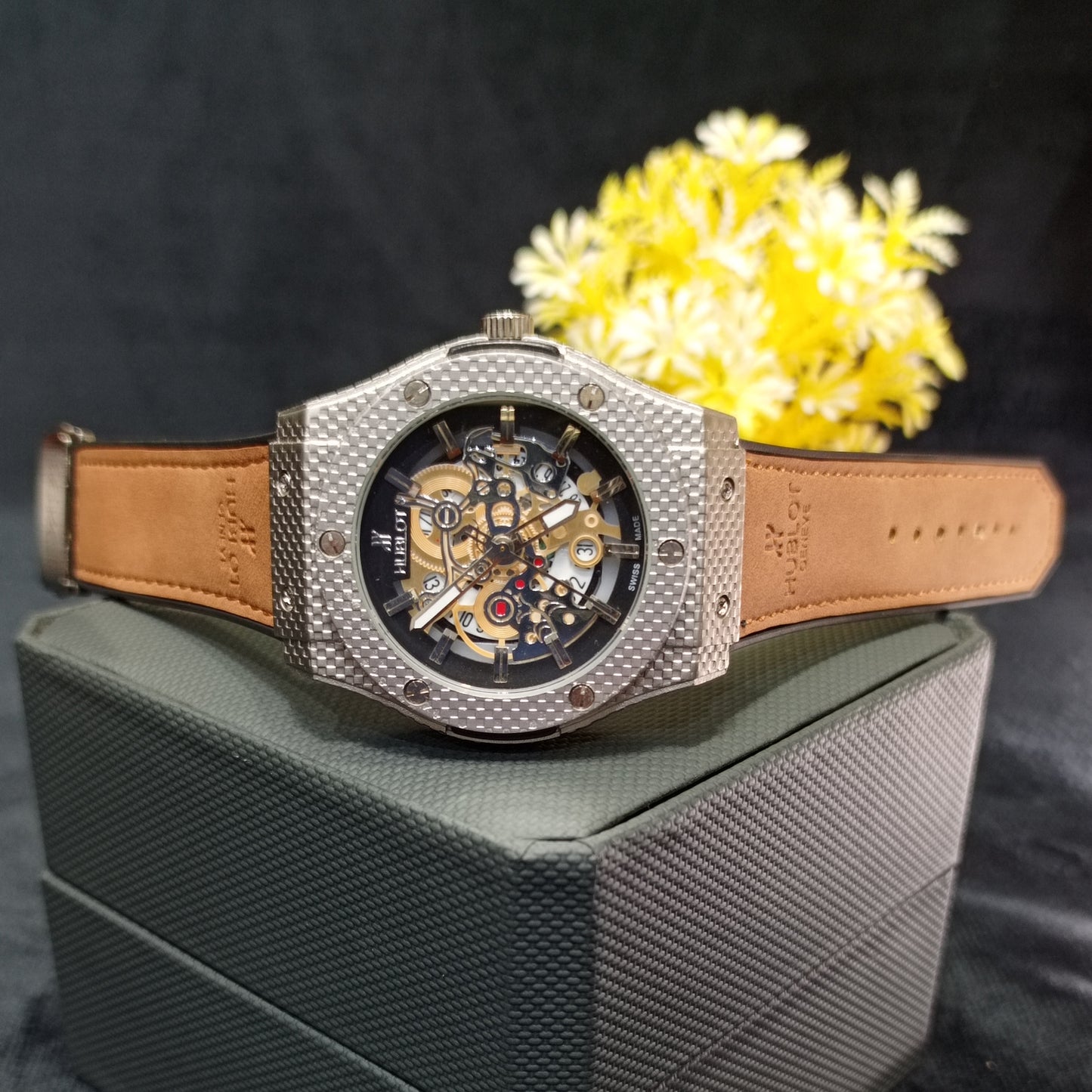 Hublot - Executive Series With Date - Premium Timepiece