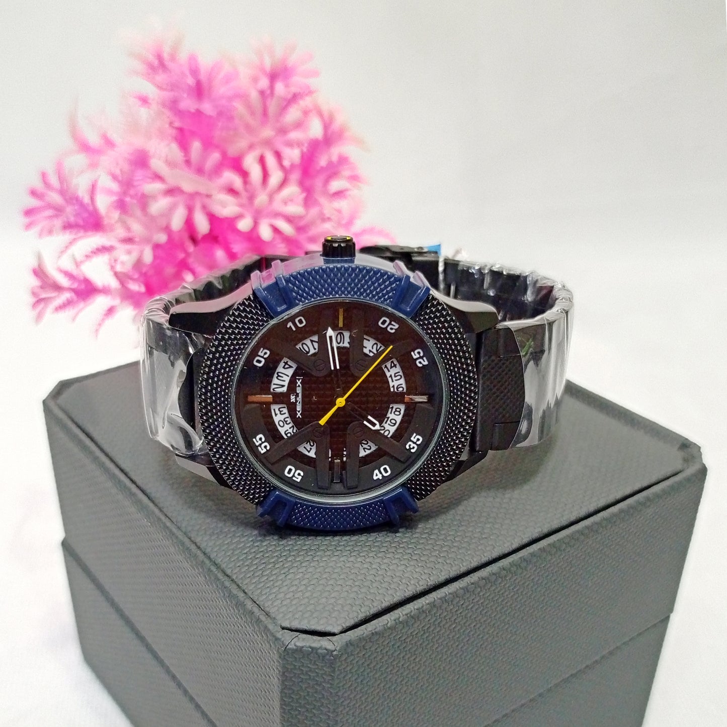 Elite Timepiece - Heavy Chain With Date - Xenlex