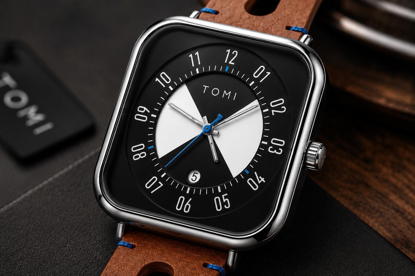 Square Silver Elite Modern Edition With Date - Tomi